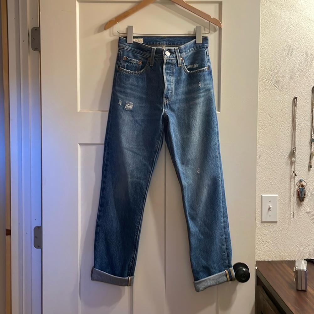 Levis jeans
